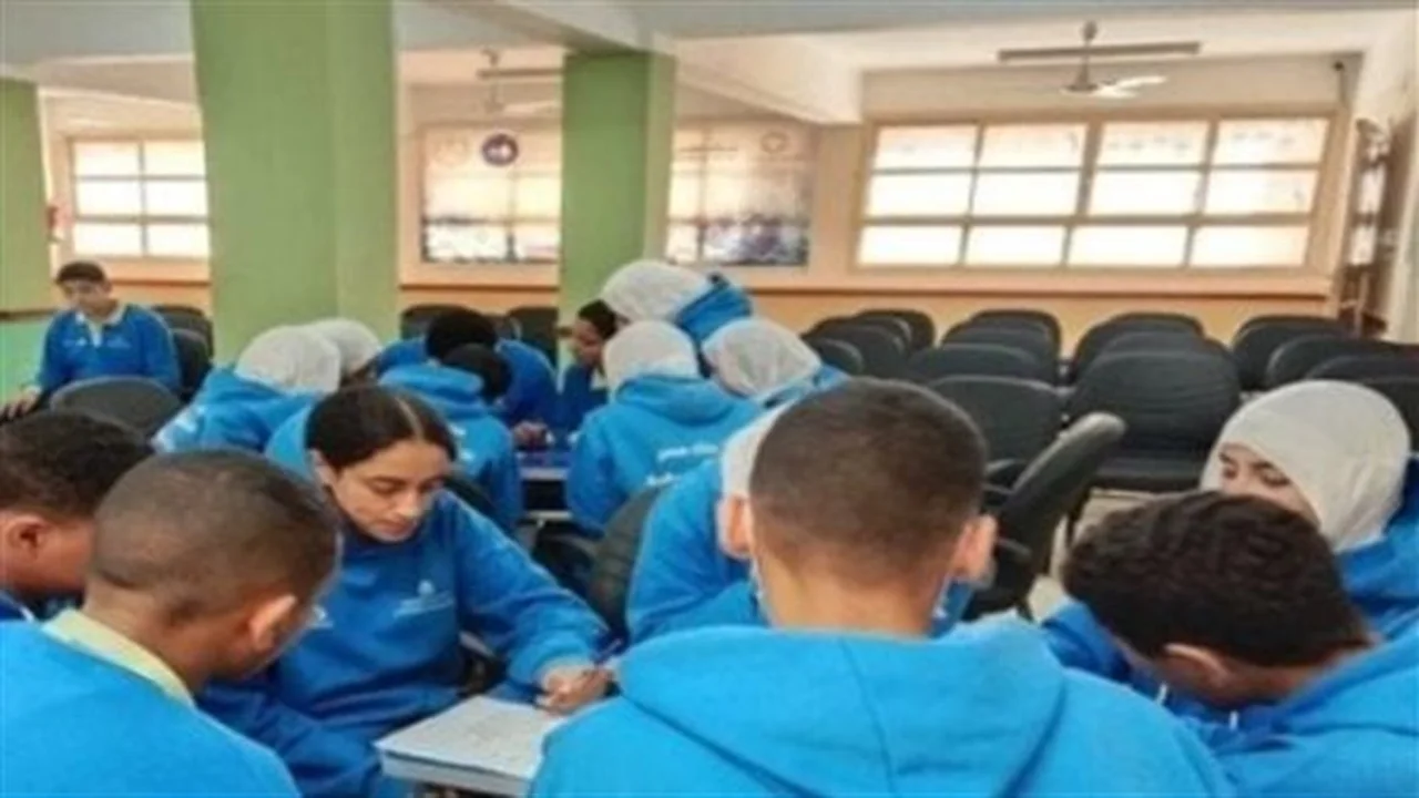فرصة مميزة.. استكمال الدراسة الجامعية لخريجي مدارس التكنولوجيا التطبيقية